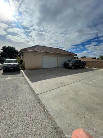 3car garage for shop