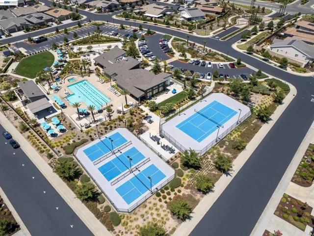 3001 Compass Ln, Roseville, California 95747