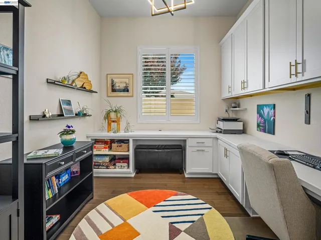 3001 Compass Ln, Roseville, California 95747