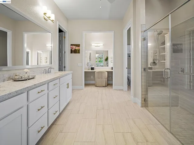 3001 Compass Ln, Roseville, California 95747