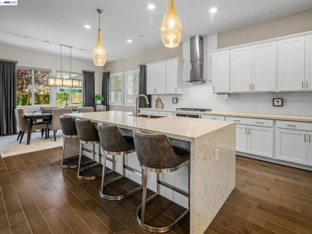 3001 Compass Ln, Roseville, California 95747