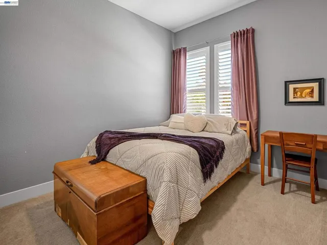 3001 Compass Ln, Roseville, California 95747