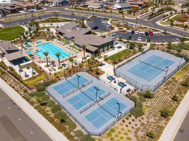 3001 Compass Ln, Roseville, California 95747