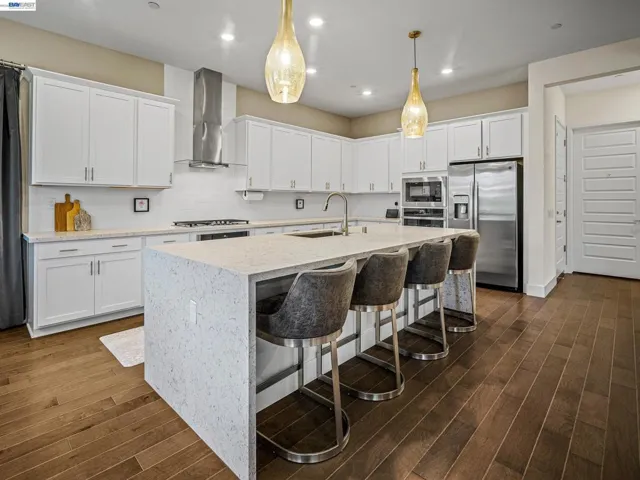 3001 Compass Ln, Roseville, California 95747