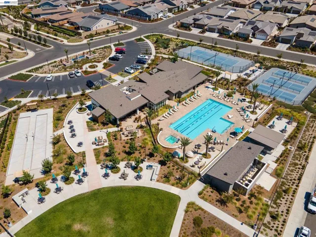 3001 Compass Ln, Roseville, California 95747