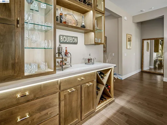 3001 Compass Ln, Roseville, California 95747