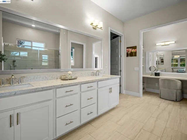 3001 Compass Ln, Roseville, California 95747