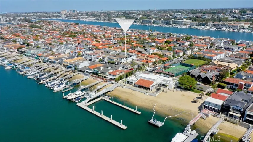 105 Via Ravenna, Newport Beach, California 92663