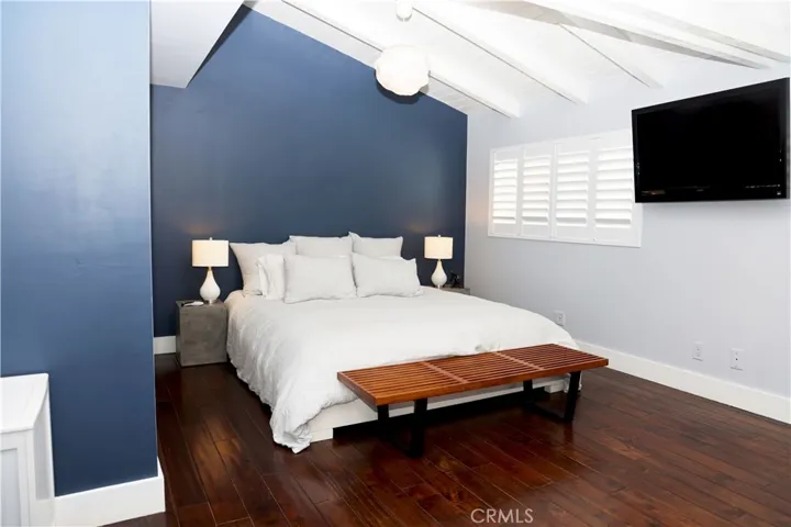 105 Via Ravenna, Newport Beach, California 92663