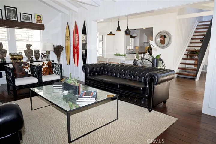 105 Via Ravenna, Newport Beach, California 92663