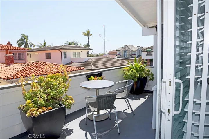 105 Via Ravenna, Newport Beach, California 92663