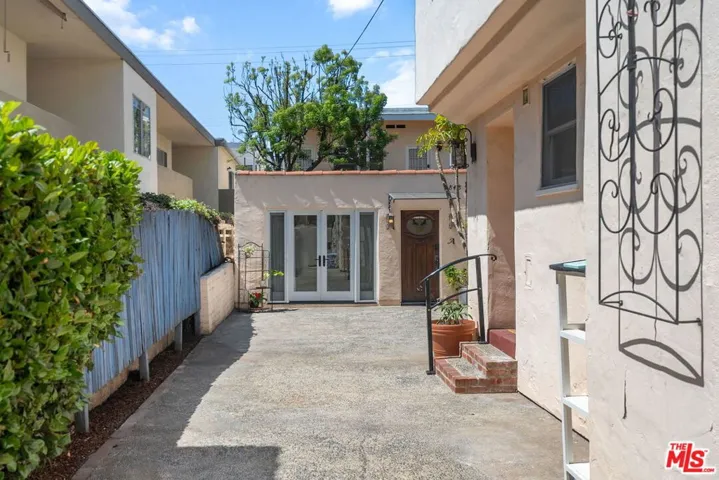 848 17th Street, Santa Monica, California 90403