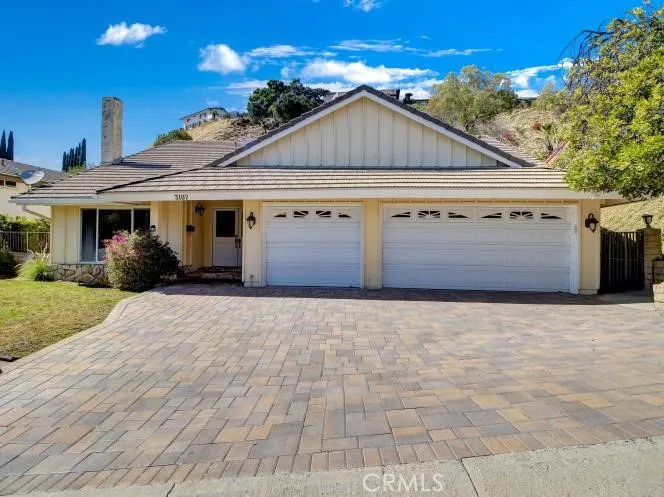 3107 Mesa Verde Dr