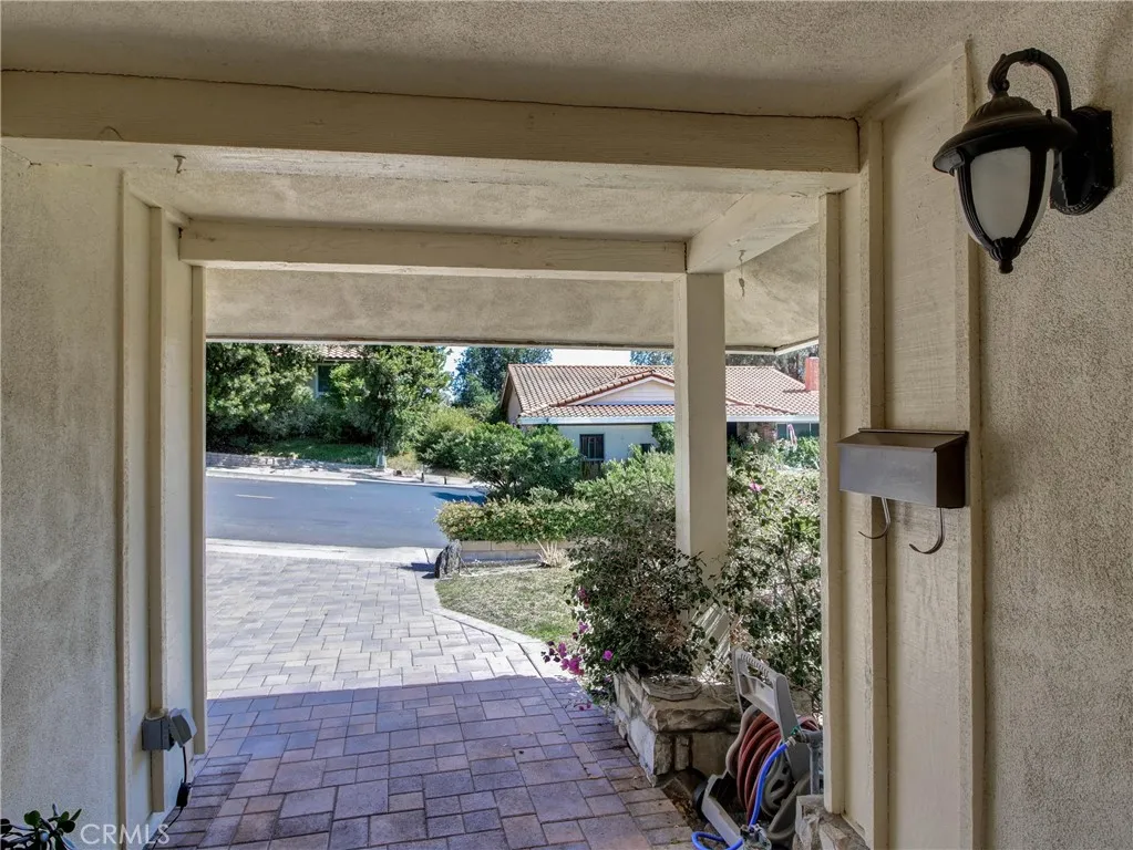 3107 Mesa Verde Drive, Burbank, California 91504 — photo 5