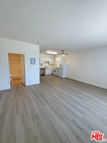 1221 Seward Street 103, Los Angeles, California 90038