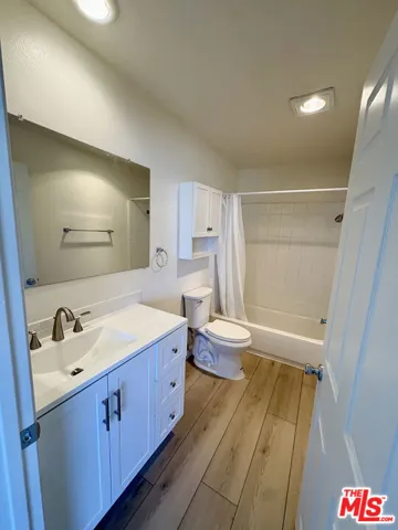 1221 Seward Street 103, Los Angeles, California 90038