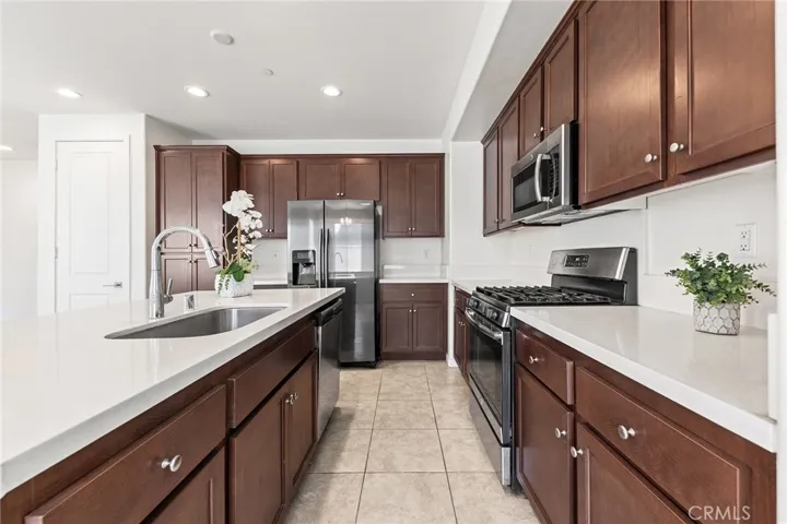 181 Promenade, Pomona, California 91767