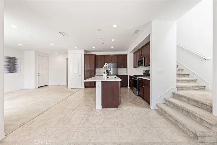 181 Promenade, Pomona, California 91767