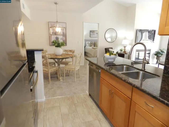 235 Reflections Dr 27, San Ramon, California 94583