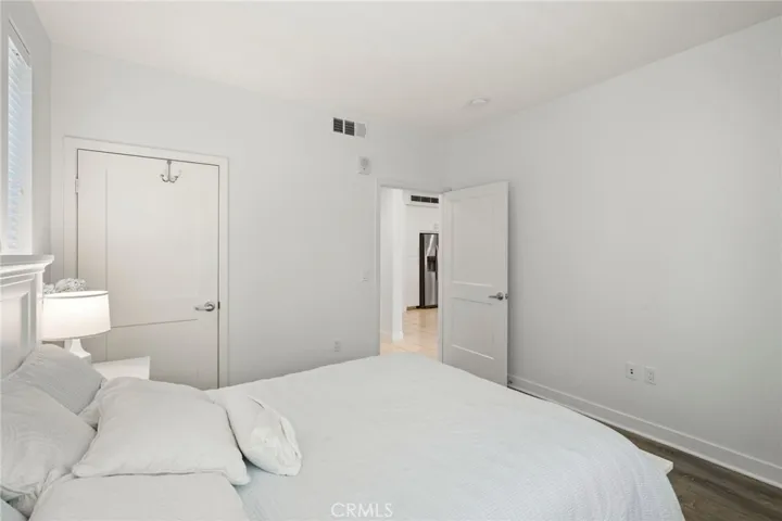 1218 Nolita, Irvine, California 92612