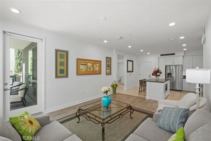 1218 Nolita, Irvine, California 92612