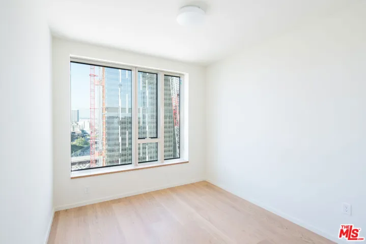 889 Francisco Street 2410, Los Angeles, California 90017