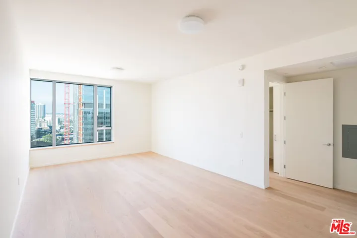 889 Francisco Street 2410, Los Angeles, California 90017