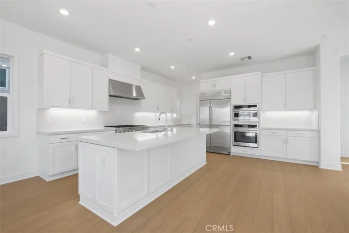 125 Seep, Irvine, California 92618
