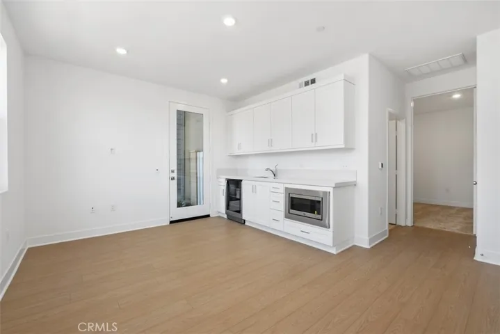 125 Seep, Irvine, California 92618