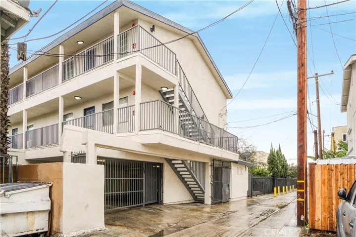 753 Cerritos Avenue, Long Beach, California 90813