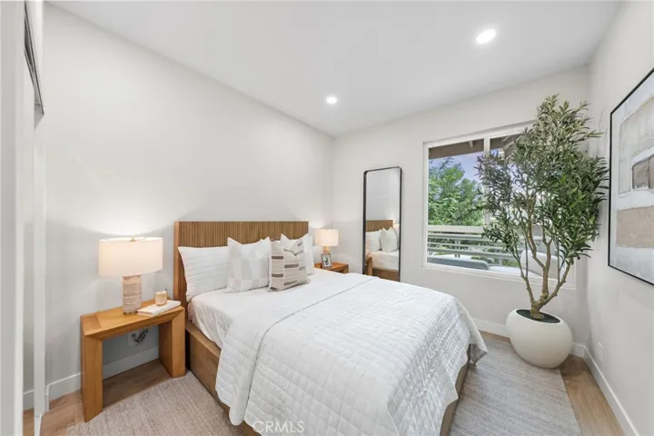 14 Highland, Irvine, California 92603