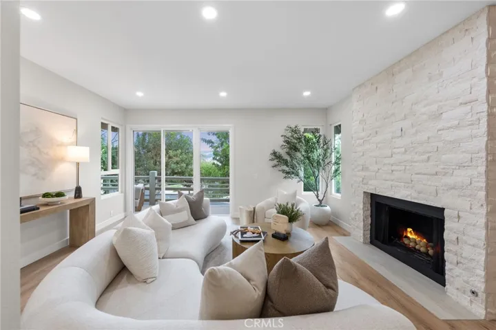 14 Highland, Irvine, California 92603