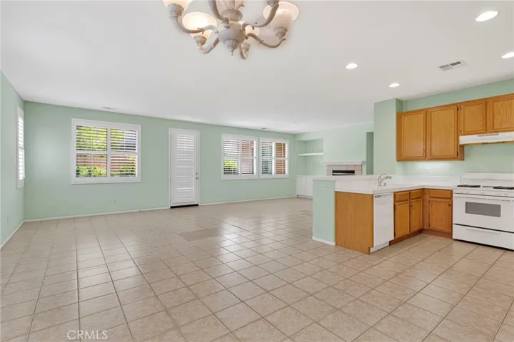 11611 Danielle, Adelanto, California 92301