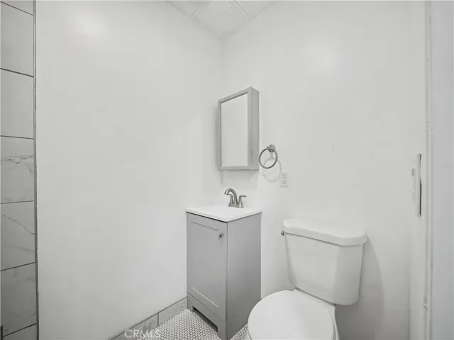 418 N Ogden 9, Los Angeles, California 90036