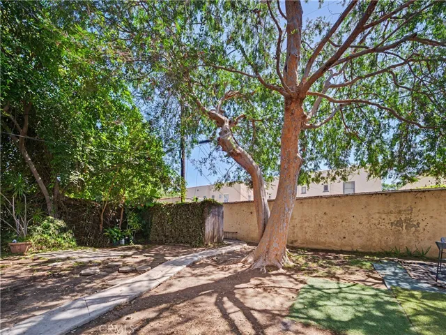 418 N Ogden 9, Los Angeles, California 90036