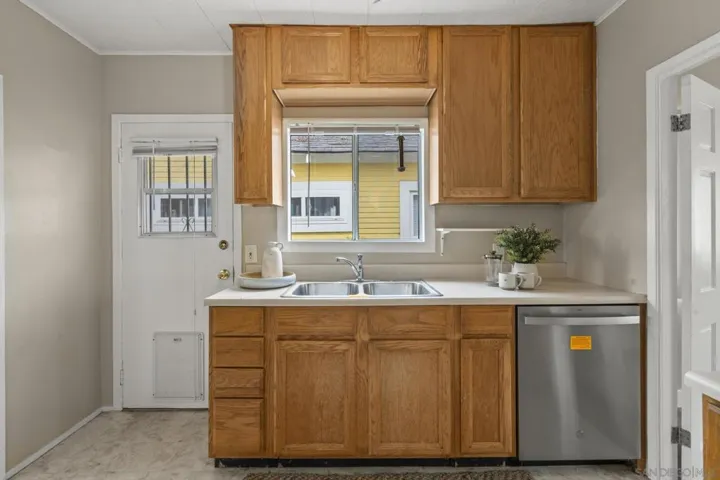 278 C Ave, Coronado, California 92118