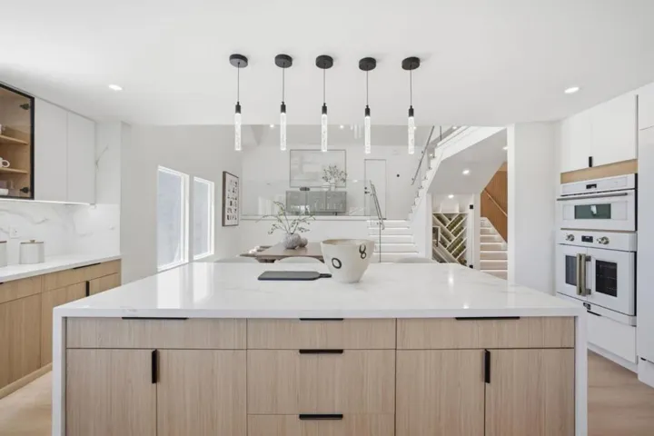 1440 Kring, Los Altos, California 94024