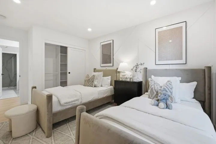 1440 Kring, Los Altos, California 94024