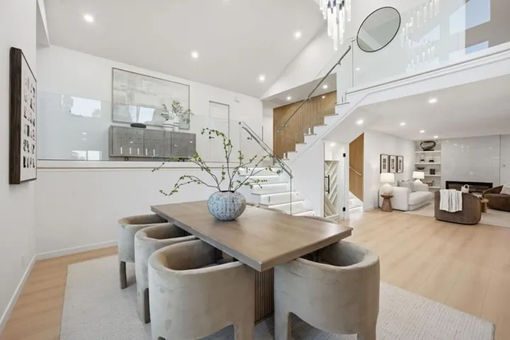 1440 Kring, Los Altos, California 94024