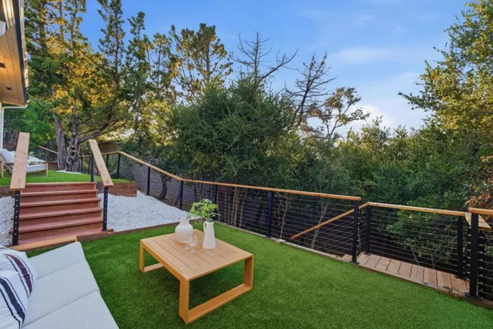 1440 Kring, Los Altos, California 94024