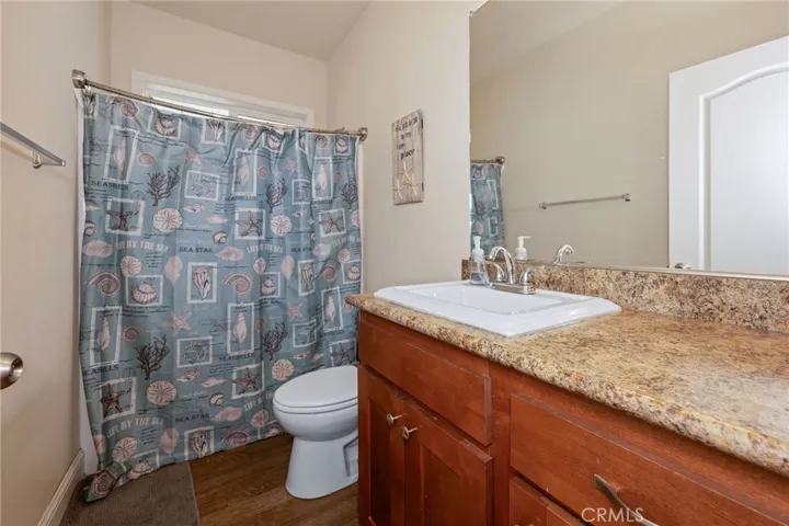 235 Los Robles Avenue, Hamilton City, California 95951