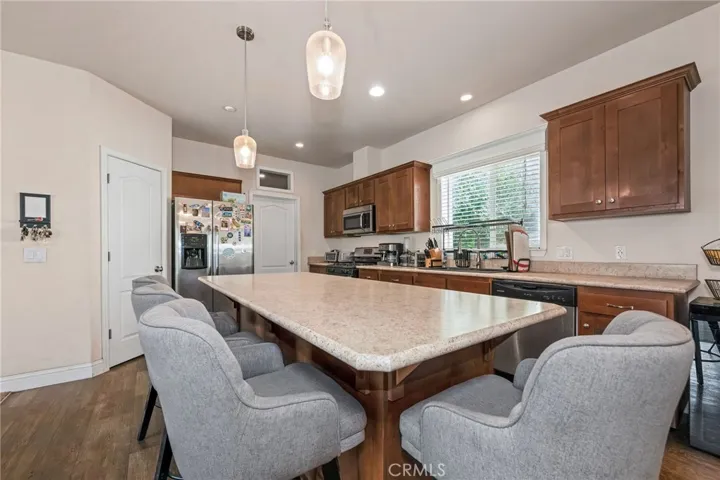 235 Los Robles Avenue, Hamilton City, California 95951