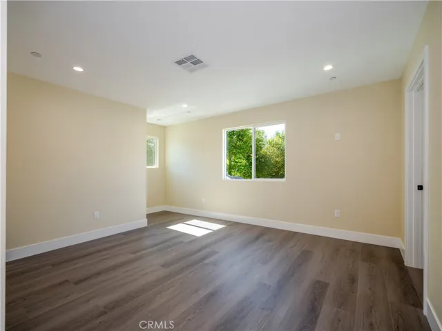 24743 Valley 1, Newhall, California 91321