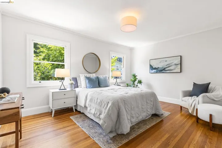 1265 Holman Rd, Oakland, California 94610