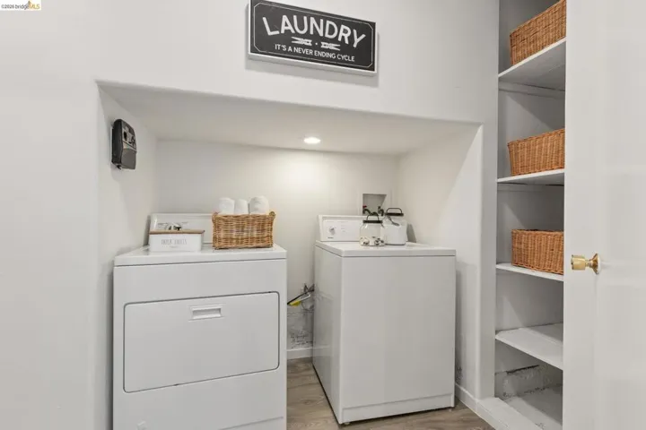 1265 Holman Rd, Oakland, California 94610
