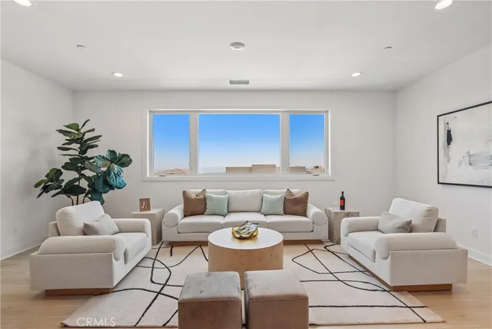 20224 W Marlow Lane, Porter Ranch, California 91326