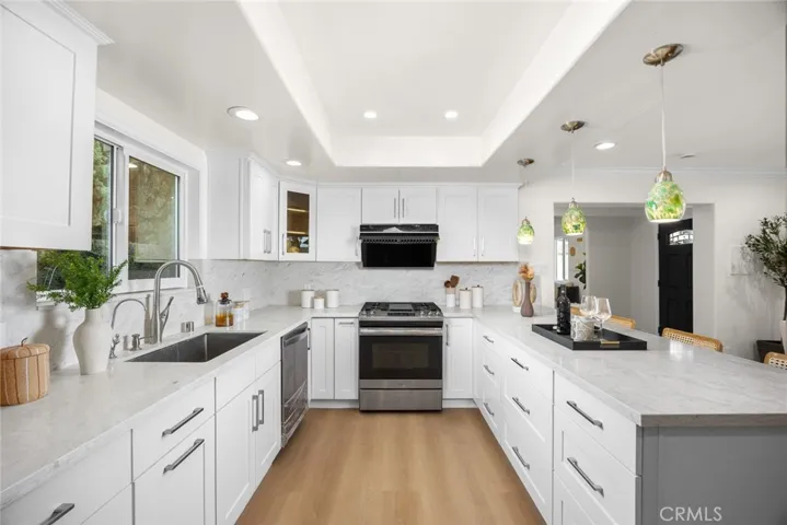 2335 S 6th Avenue, Arcadia, California 91006