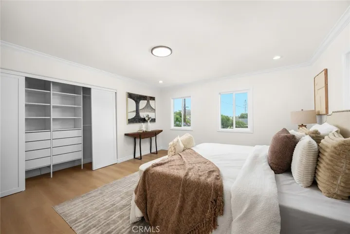 2335 S 6th Avenue, Arcadia, California 91006