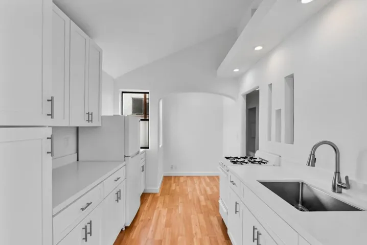 105 Stephen Road, Aptos, California 95003