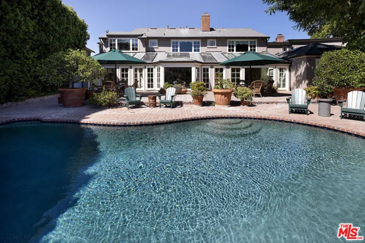 10030 Toluca Lake Avenue, Toluca Lake, California 91602